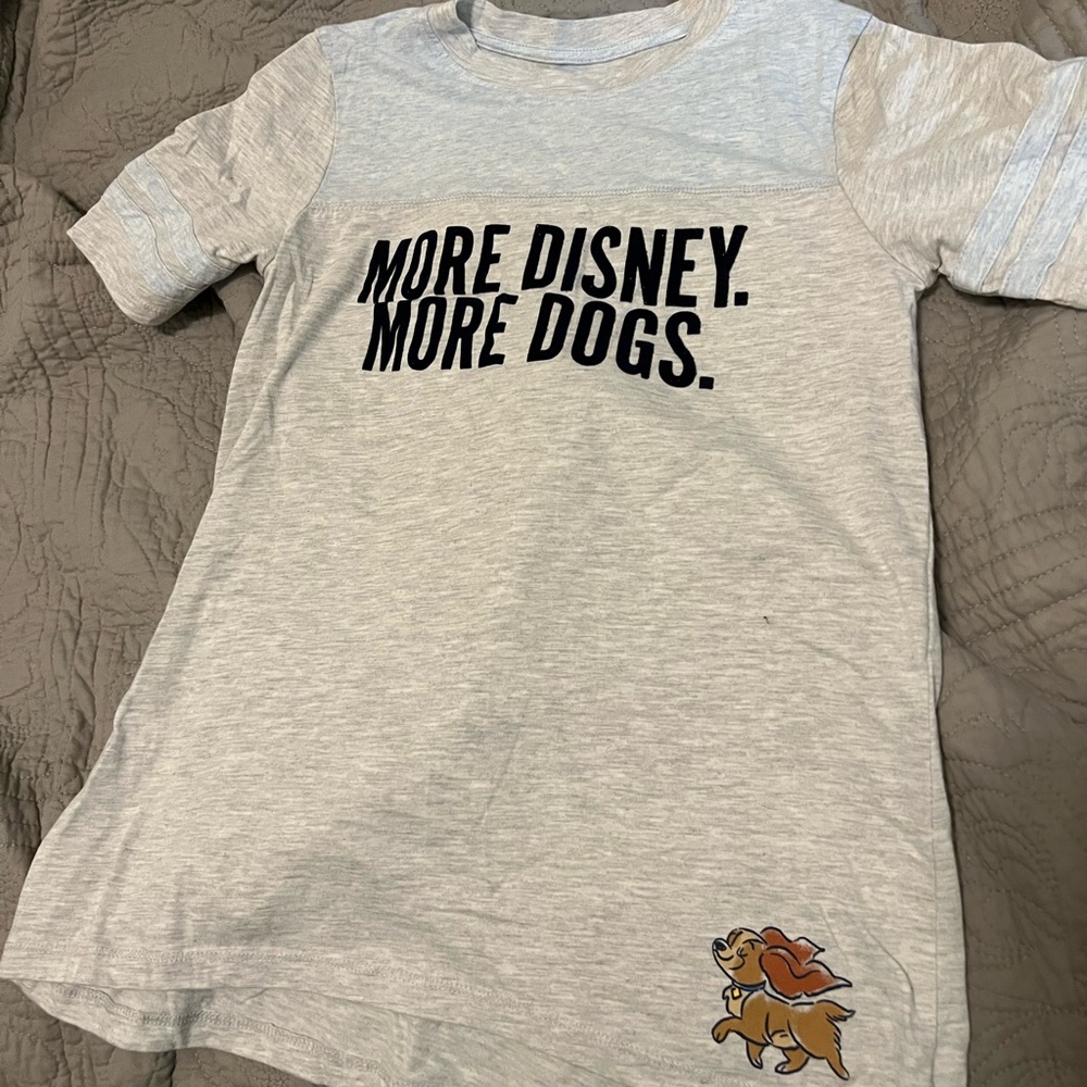 Disney store top